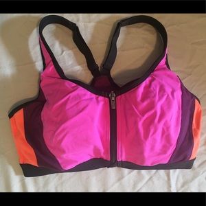 Victoria Sport by Victoria’s Secret sports bra